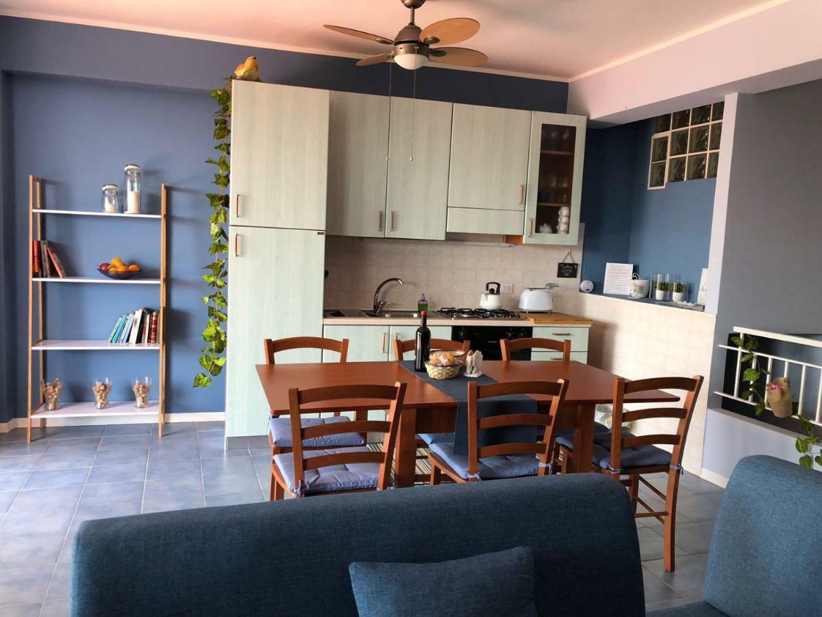 Light Blue House Apartment เลโตยานนี ภายนอก รูปภาพ