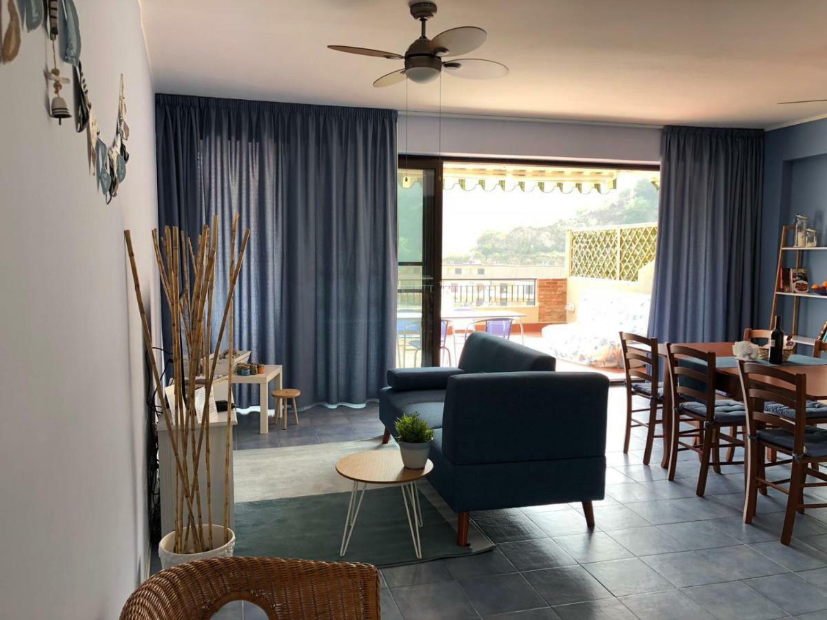 Light Blue House Apartment เลโตยานนี ภายนอก รูปภาพ